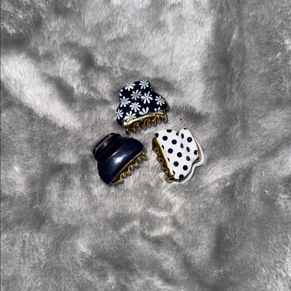 NWOT Bundle of Three 1in Floral and Polka Dot Hair Clips